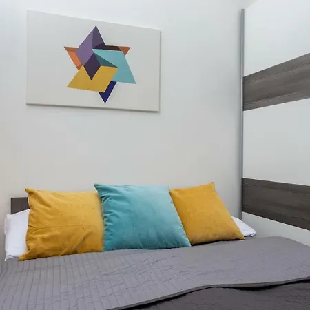 Spacious In The City Center Apartment Prague
